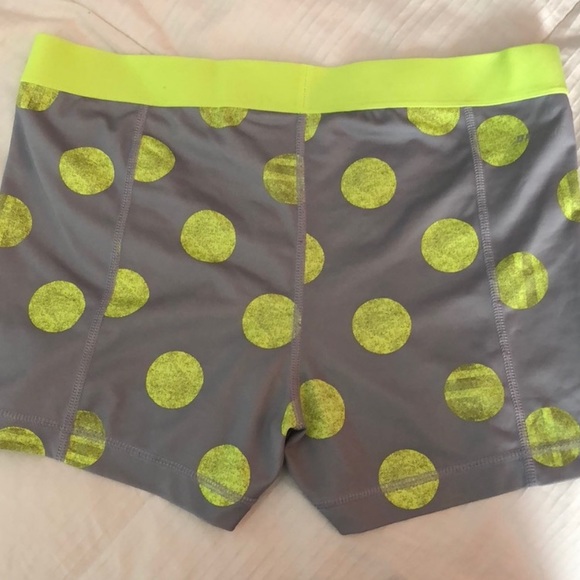 NIKE PRO SPANDEX!! - Picture 2 of 2